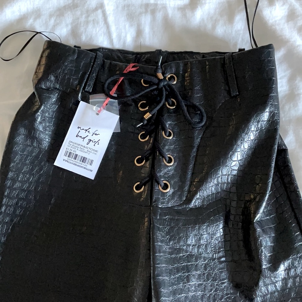 Embossed Jagger&stone faux leather pants. US 6. Sold- out online. NWT